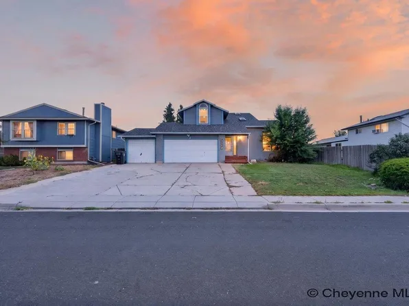 5506 Liberty St, Cheyenne, WY 82001