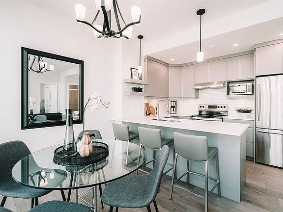 2nd image of 989 Nelson St #1311