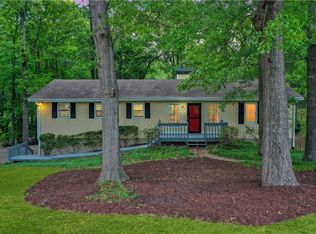 3033 Leesburg Trl, Woodstock, GA 30189