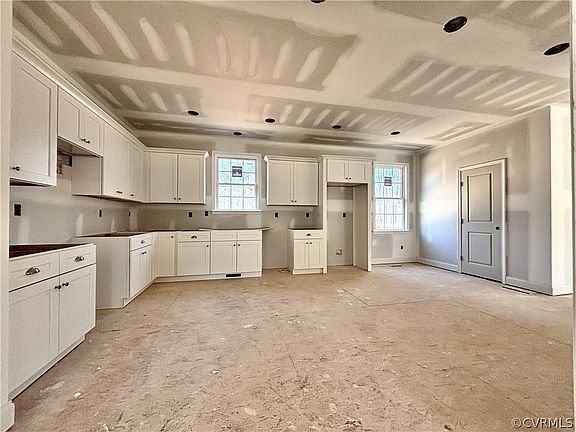 2nd image of 10961 Evergreen Dr