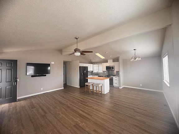 2nd image of 2505 Jackson Ave Space 188