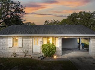 8821 Dyer Rd, Riverview, FL 33578