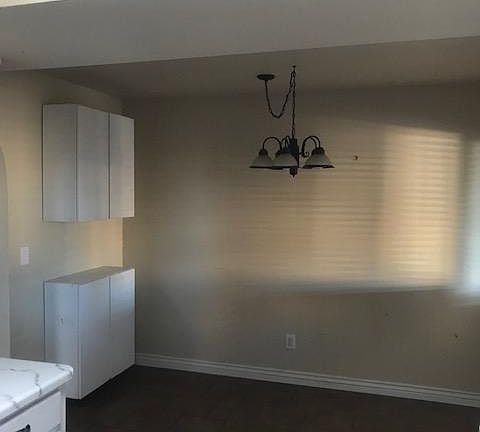 3rd image of 207 E Calle Diamante
