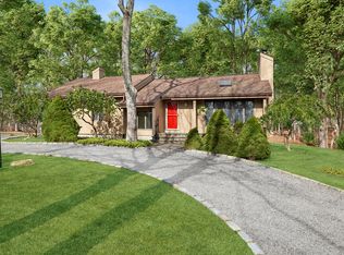 19 Holly St, Montauk, NY 11954
