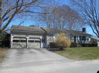 9 Jewett Rd, Cape Elizabeth, ME 04107