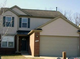 1241 Callaway Ct, Howell, MI 48843