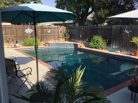 2nd image of 25 Miramonte Dr