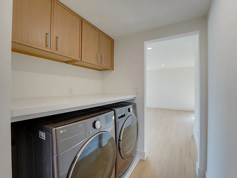 1102 Pacific Beach Dr — Photo 33