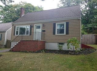 104 Glenellen Rd, West Roxbury, MA 02132