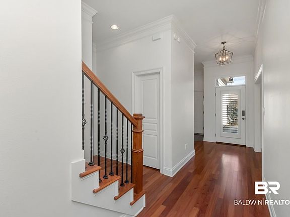 3rd image of 30585 Pine Ct