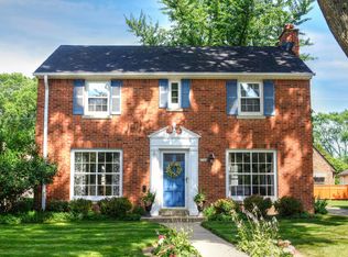 2544 N 84th St, Wauwatosa, WI 53226