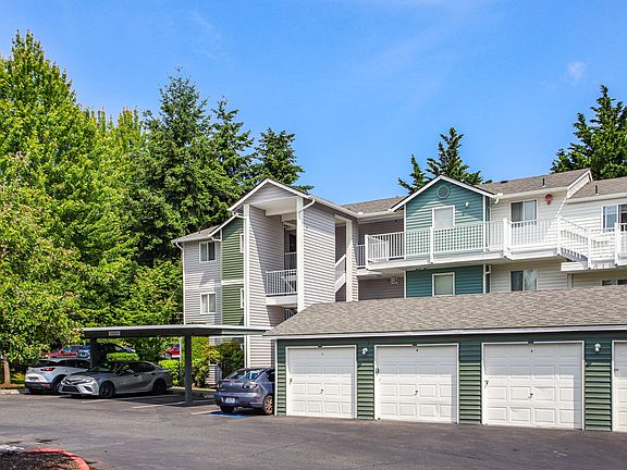 3rd image of 14611 Admiralty Way #M301