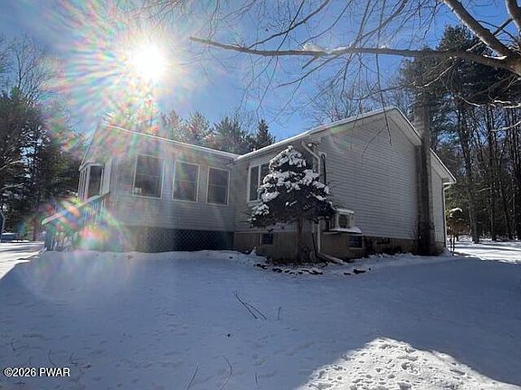 3rd image of 115 Thiel Dr
