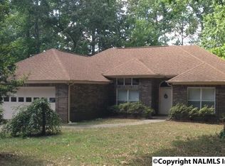 108 Stagecoach Dr, Madison, AL 35757