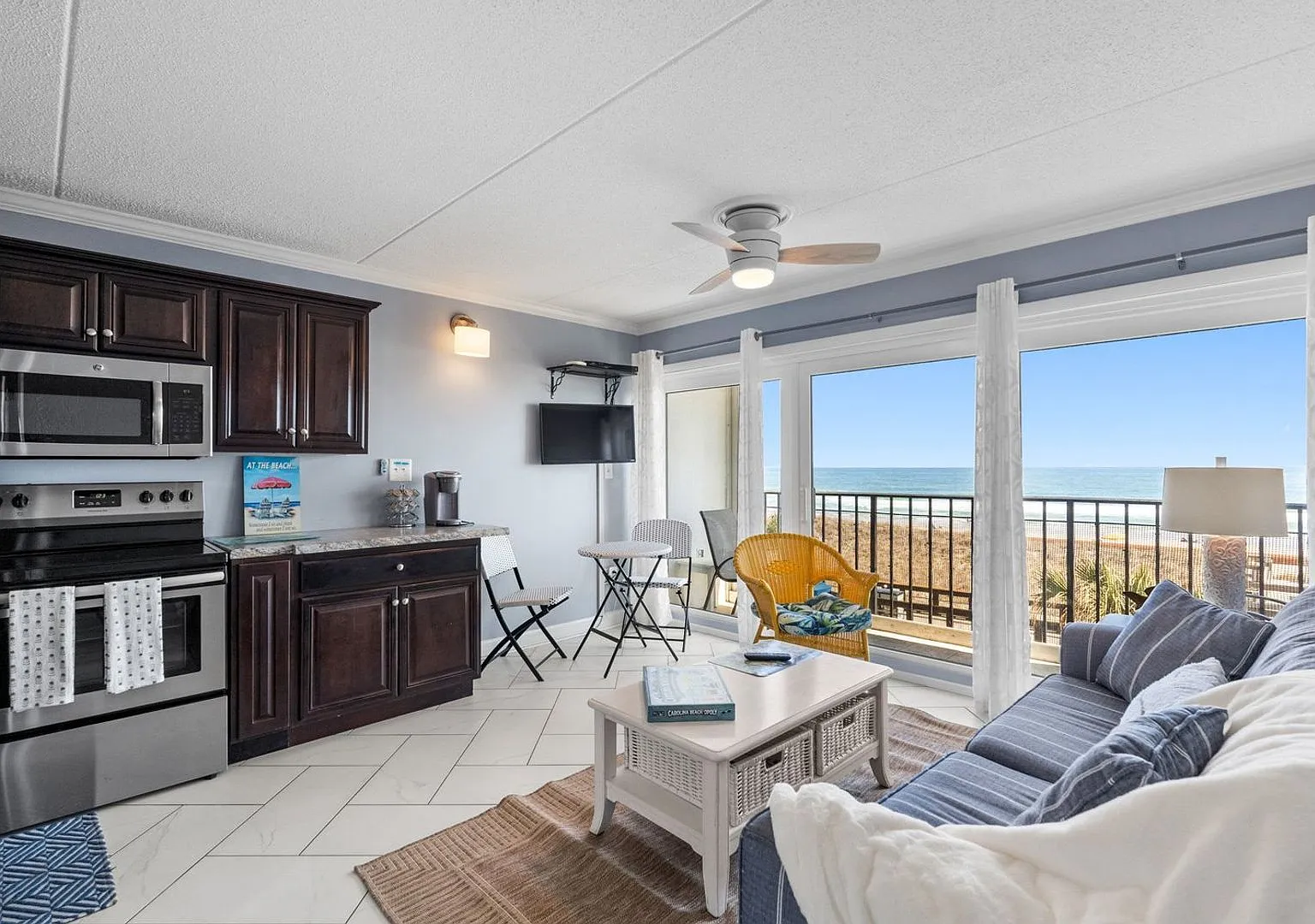 Oceanfront Boardwalk Condo | Furnished Midterm Rental — Photo 2