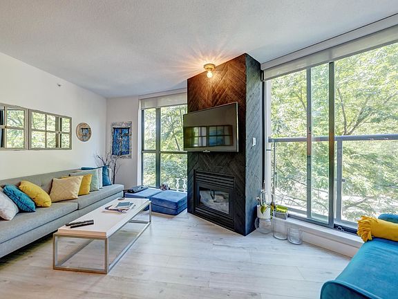 3rd image of 501 Pacific St #303