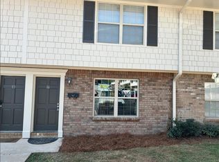 16 Villa Ct SE, Smyrna, GA
