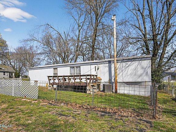 2nd image of 116 Jacob Dr