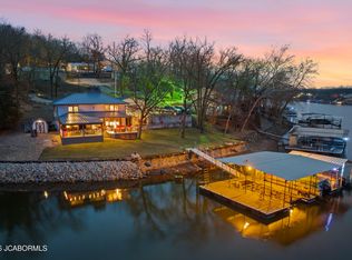 73 Snowbird Rd, Sunrise Beach, MO 65079