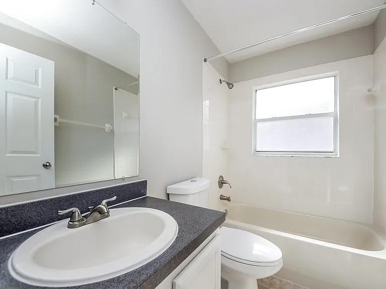 4616 Falcon Ave — Photo 14