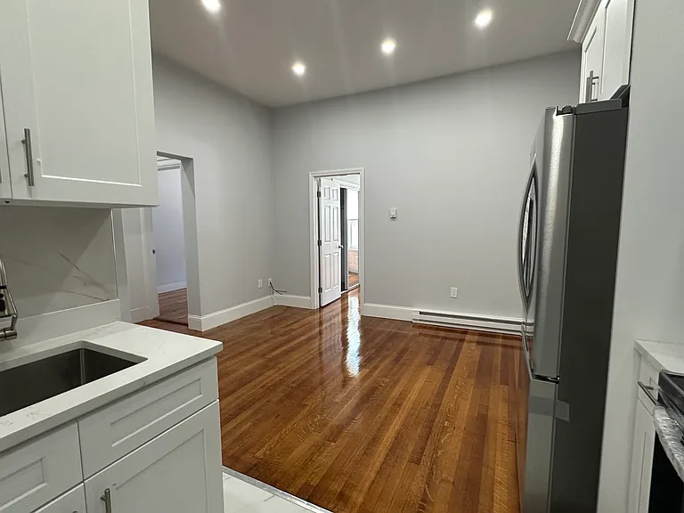 474 Commonwealth Ave #1 — Photo 4