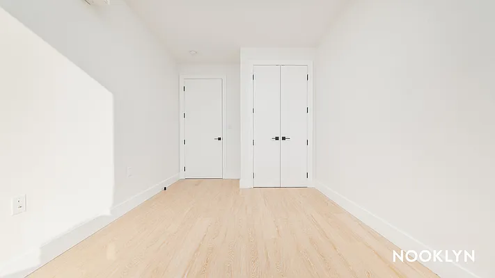 Rented by Nooklyn NYC LLC | media 31