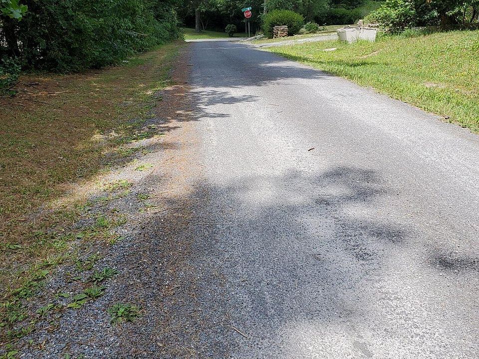 2nd image of Rodney Ave