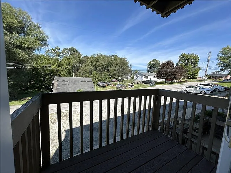 2 bed, $650 — Photo 2