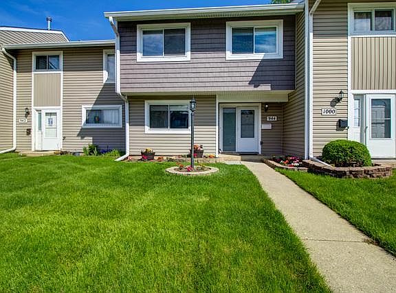 2nd image of 944 Sandpiper Ct