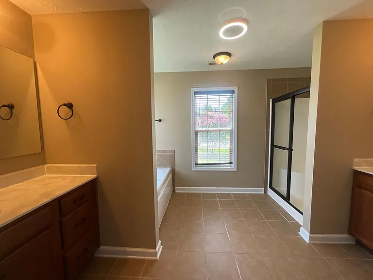 404 Windover Dr — Photo 23