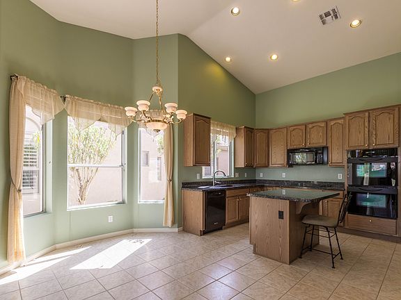 3rd image of 23801 S Glenburn Dr