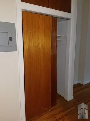 Rented by Skyline Group Real Estate | media 28