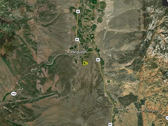 3rd image of E Henrie Rd