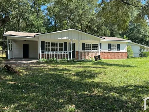 1358 Barker Dr E, Mobile, AL 36608