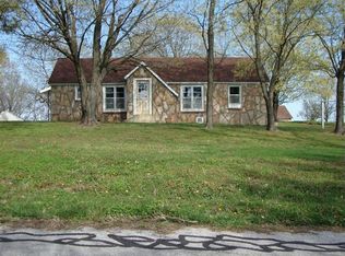 326 N Countryman Rd, Ozark, MO 65721