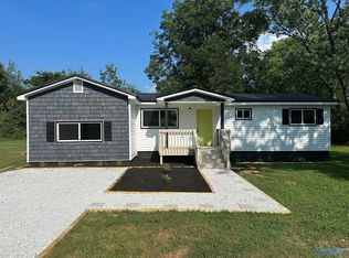 117 McCollum Ln, New Market, AL 35761