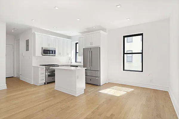 Sold by Compass | media 17