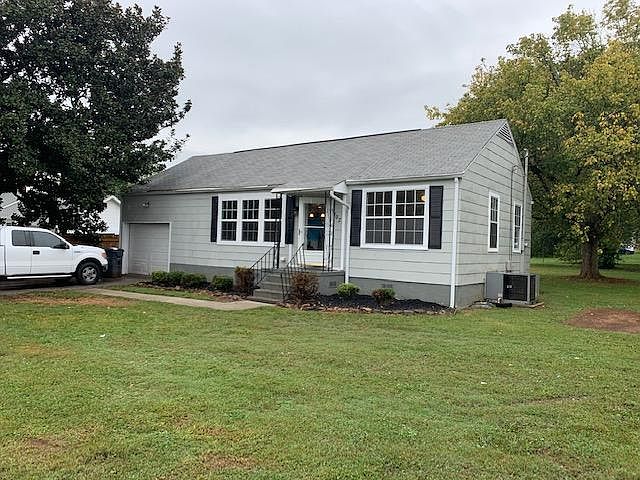 1st image of 707 Henrietta Dr