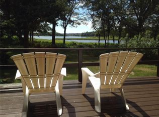 151 Seabreeze Dr, North Kingstown, RI 02852