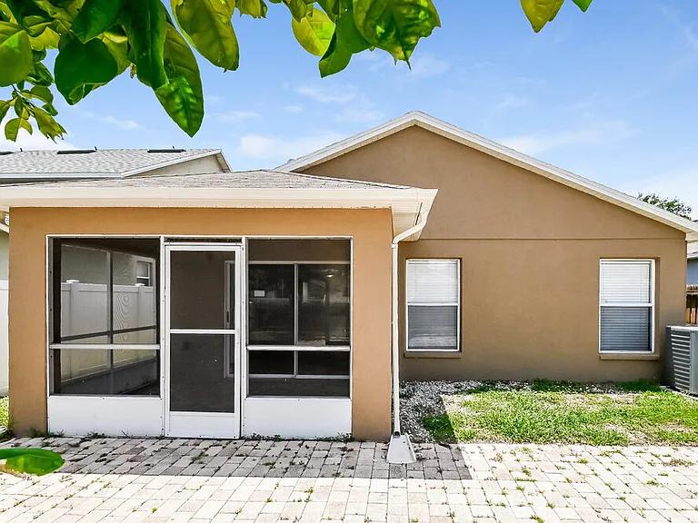 8424 Deer Chase Dr — Photo 16
