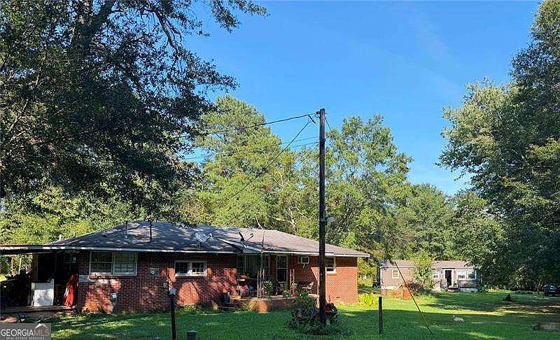 1st image of 12 Fowler Dr SE