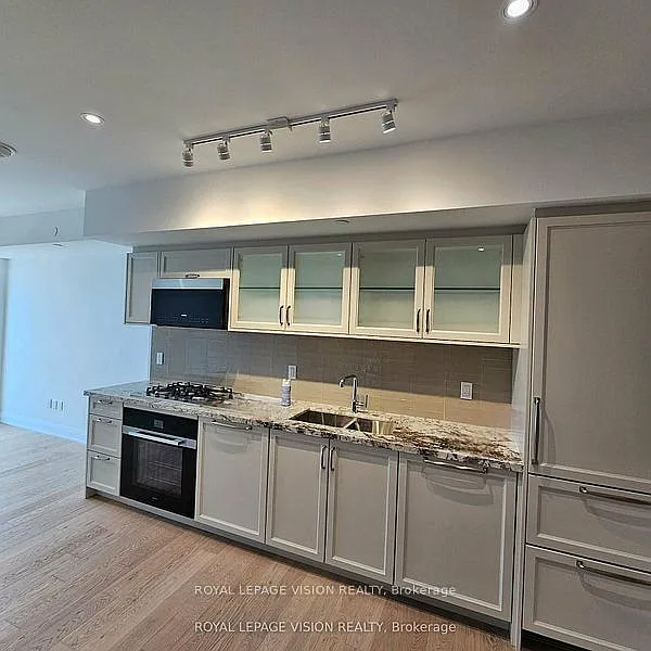 Building Photo - 505 Glencairn Ave #310