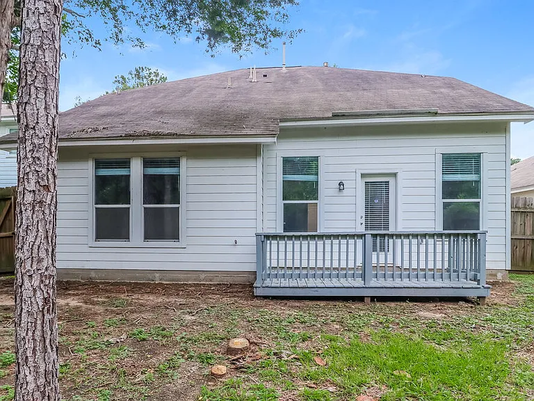999 Arbor Way — Photo 17