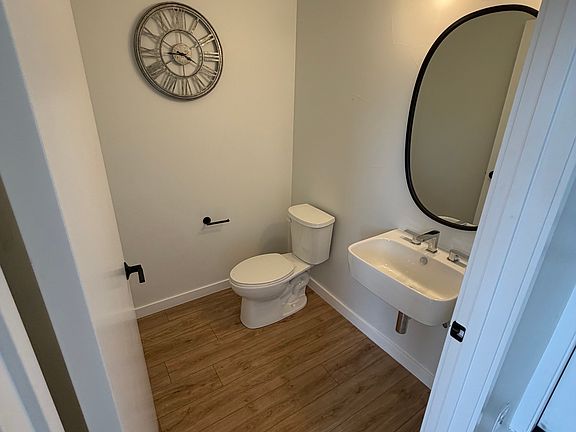 4th image of 3715 Jason St Unit 3