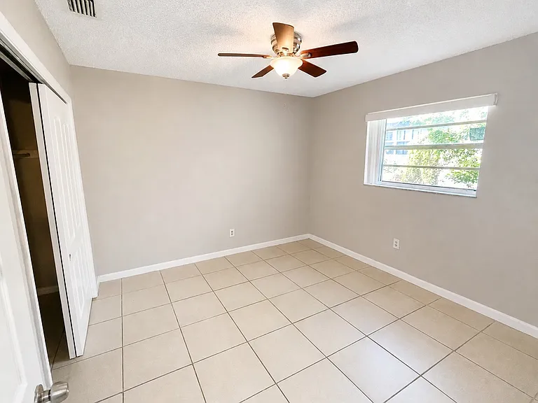 716 SW 16th Ave — Photo 20