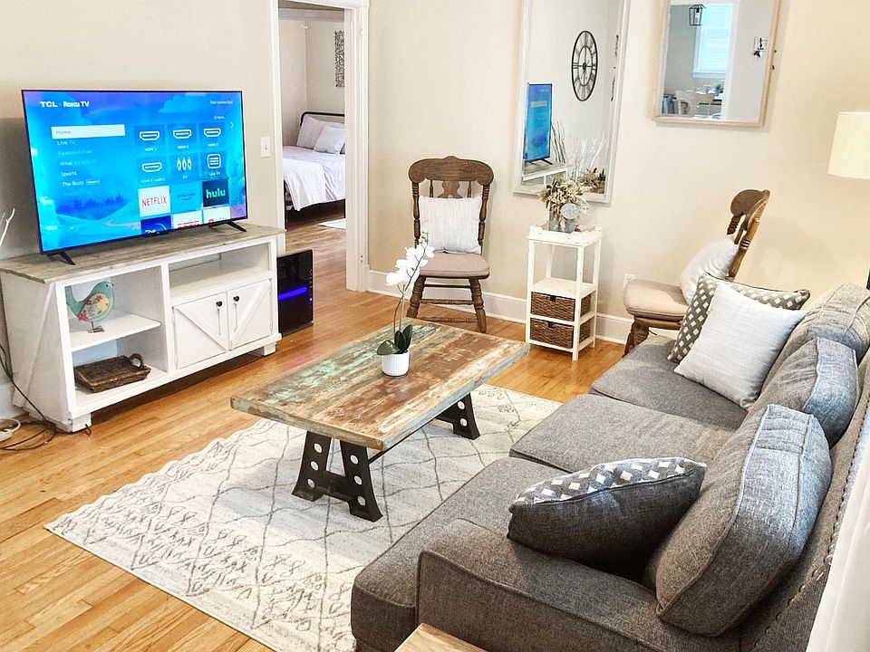 2318 Baxter St Cayce, SC Zillow Apartments for Rent in Cayce