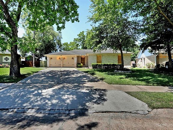4th image of 11726 Sela Ln