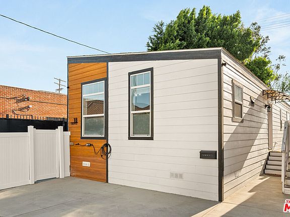3rd image of 8250 Lankershim Blvd #112
