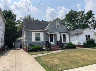 2907 Liggett Dr, Parma, OH 44134