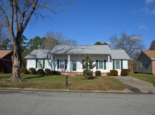 107 Debbie Ln, Newport News, VA 23602